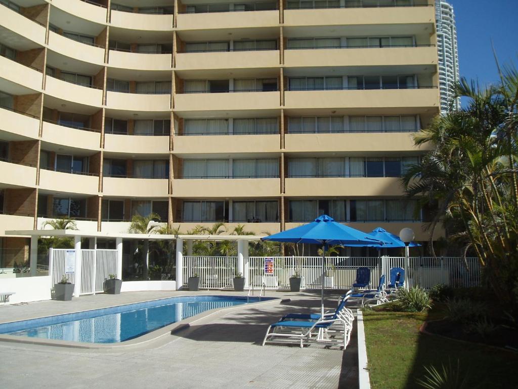 The Sands Сърфърс Парадайс Екстериор снимка